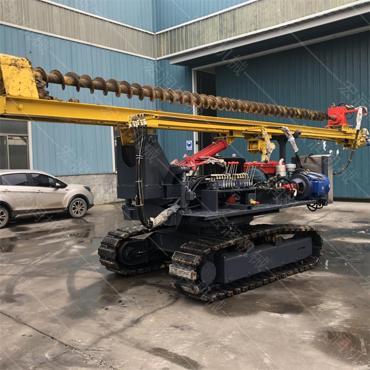 履帶光伏鉆孔機，光伏螺旋鉆孔機報價